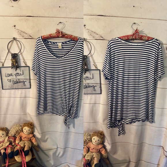 Matty M; Striped; T Shirt; Top; L - Picture 3 of 8